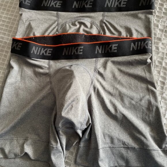 Nike 2 boxers briefs Dri-Fit size S - Picture 1 of 3